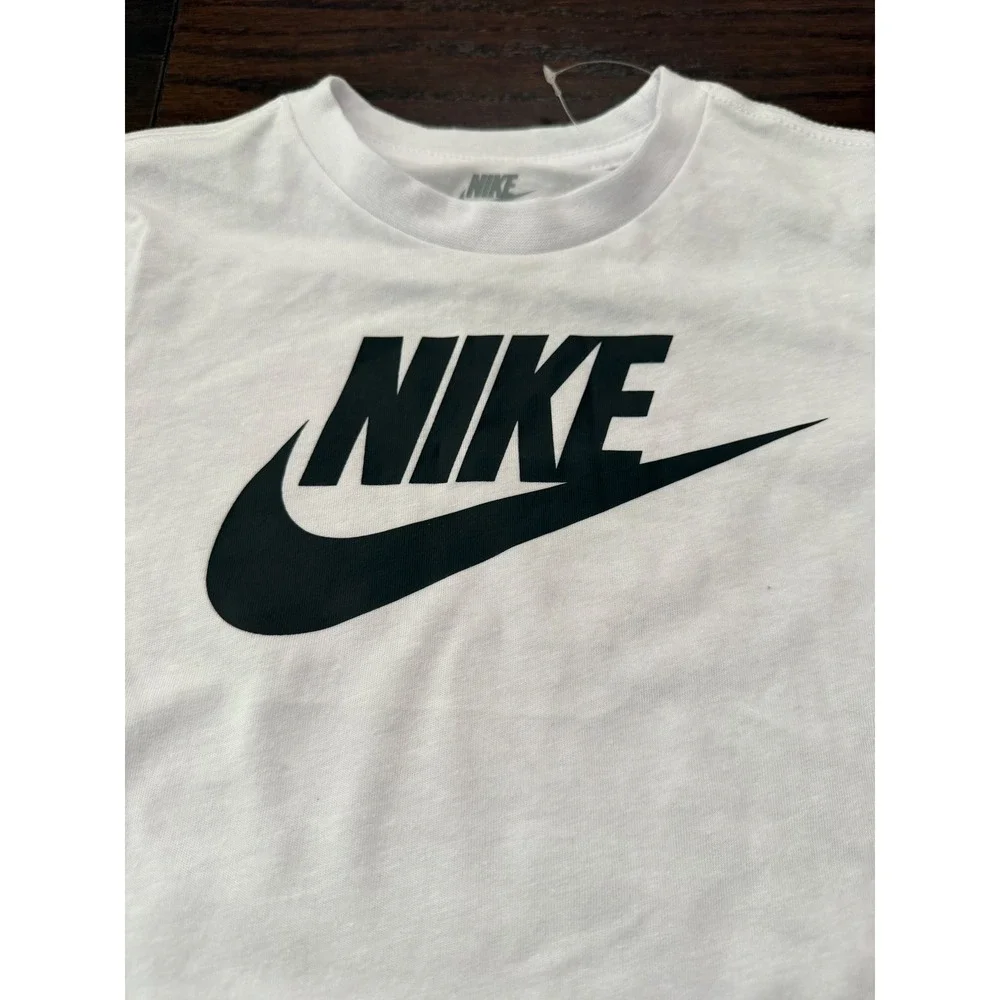 Nike toddler piece